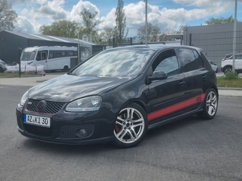 VW Golf 245.000 km 3.900 € Göttingen 37079