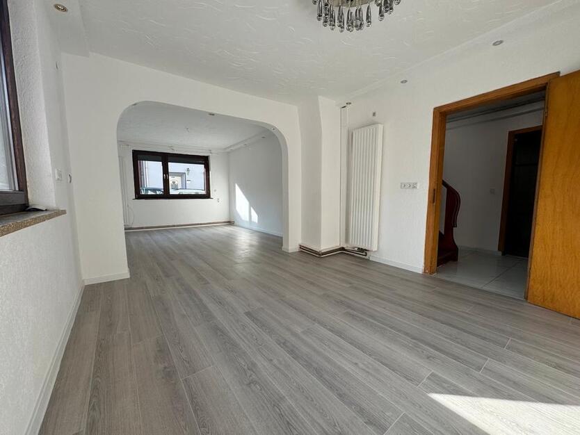 Vermiete Frisch Renoviertes Haus in Rhumspringe
