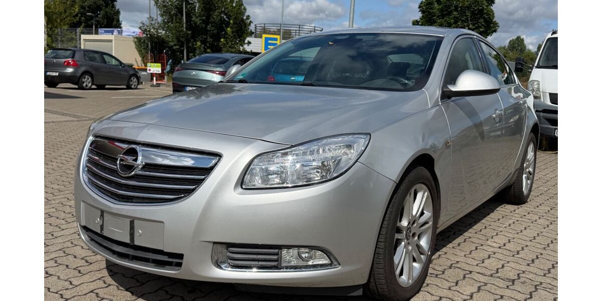 Opel Insignia 113.543 km 2.490 &euro; Göttingen 37081