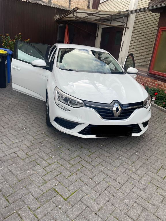 Renault Megane 110.000 km 8.350 € Göttingen 37079