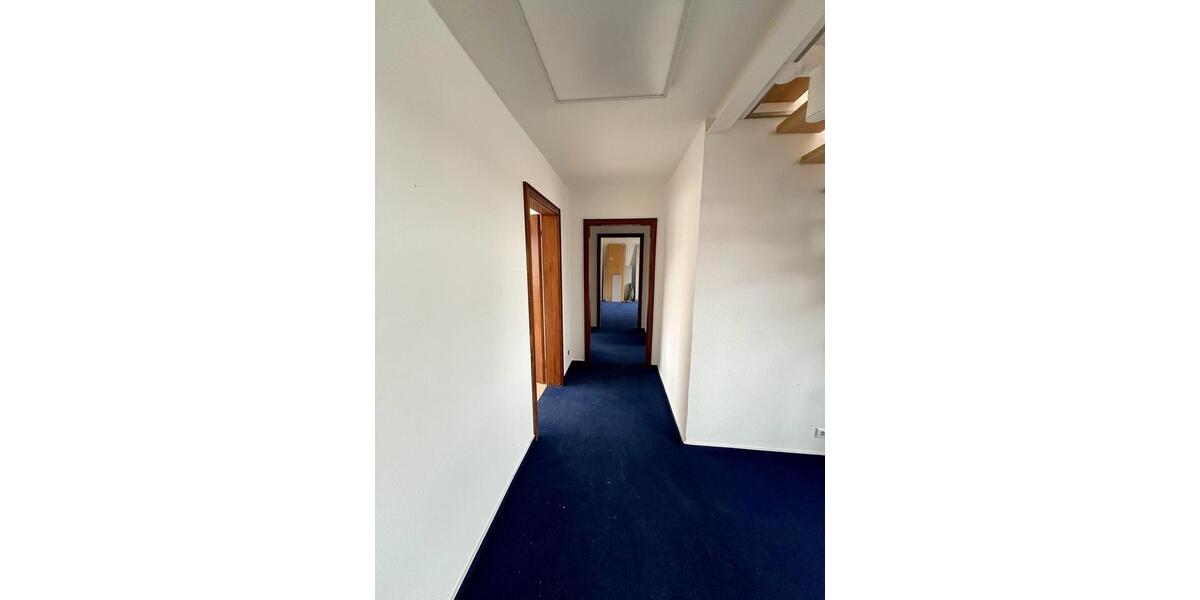 Helle Maisonette-Wohnung in Elliehausen mit Balkon und neuem Bad 3 zimmer