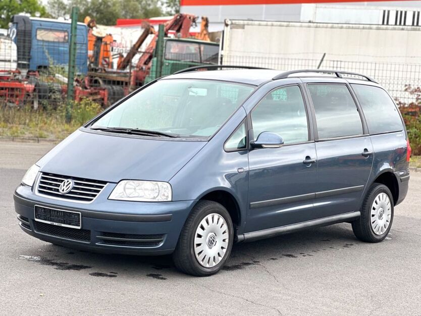 VW Sharan 338.200 km 2.400 € Bovenden 37120
