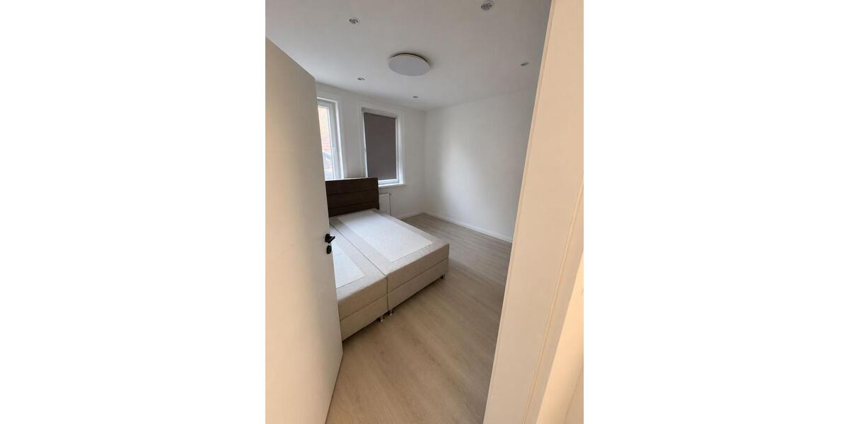 Einfamilienhaus Hardegsen - 6 Zimmer, 103 m&sup2;, 120.000&euro; | Angebot:26758264