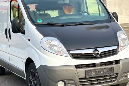 Opel Vivaro 261.200 km 4.600 € Bovenden 37120