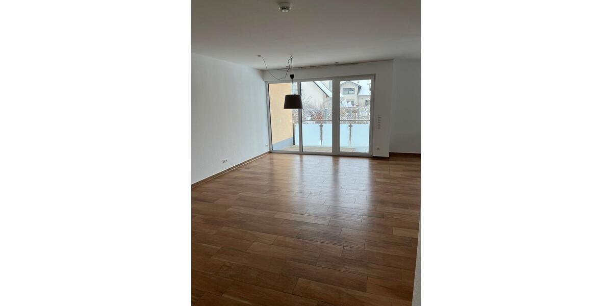 Etagenwohnung Bovenden - 4 Zimmer, 109 m&sup2;, 1.440&euro; | Angebot:26004691