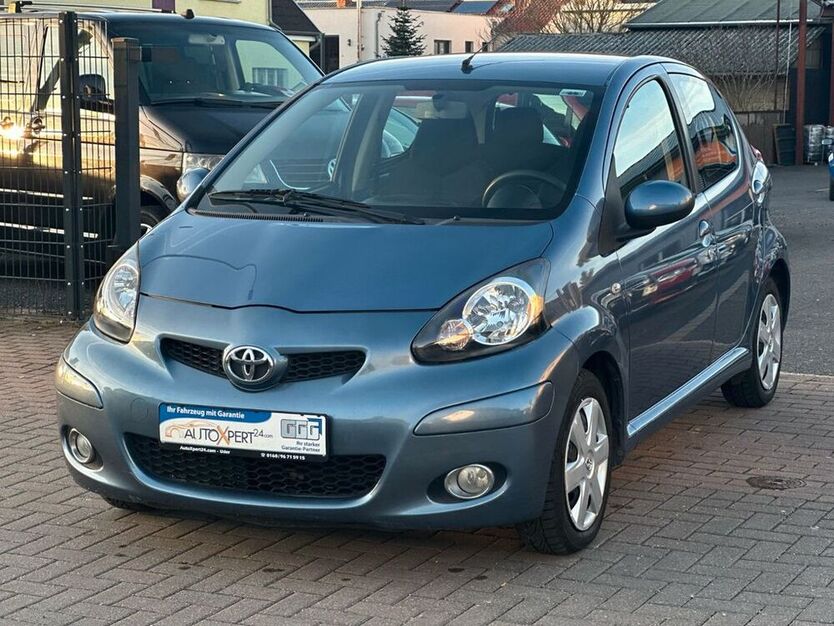 Aygo (X)
