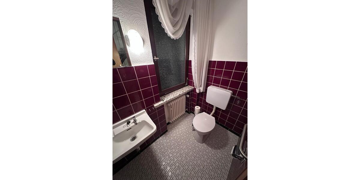Einfamilienhaus Moringen - 7.5 Zimmer, 250 m&sup2;, 249.000&euro; | Angebot:26995778
