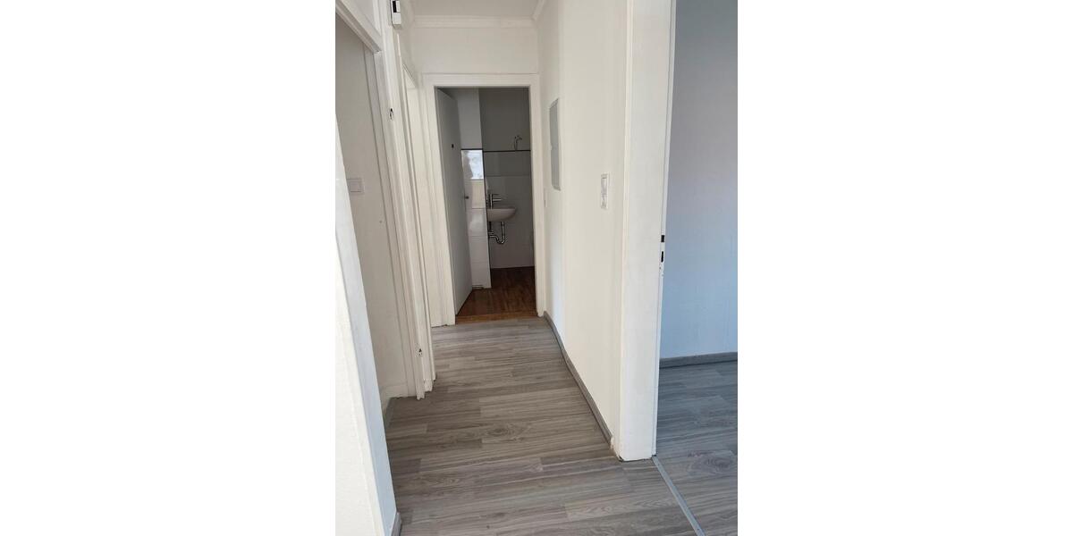 Etagenwohnung Northeim - 3 Zimmer, 90 m&sup2;, 750&euro; | Angebot:25791990