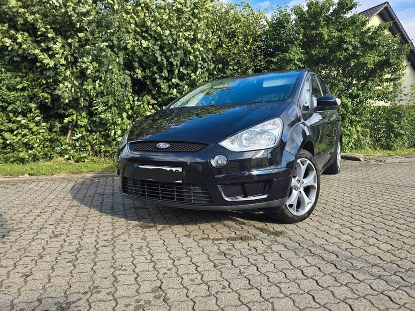 S-Max