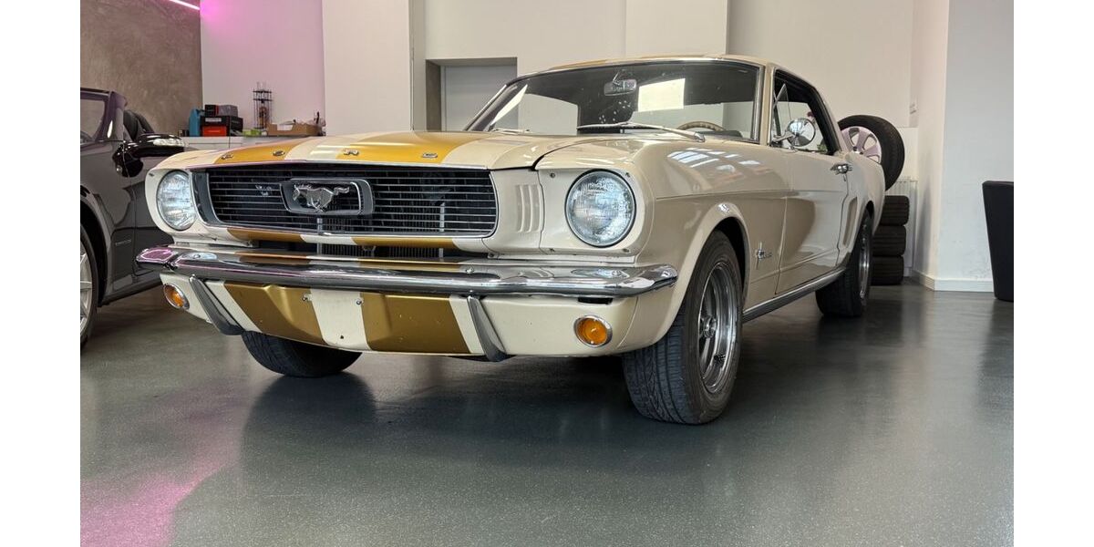 Ford Mustang 130.000 km 32.990 &euro; Uder 37318