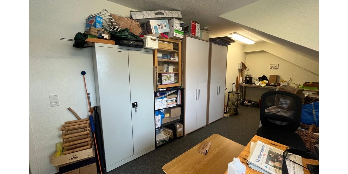 Kleine(s) Büro / Praxis in einem Wohn- und Geschäftshaus zu vermieten - Gewerbeobjekt Witzenhausen | Angebot:26924275