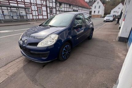 Renault Clio 70.110 km 3.499 &euro; Katlenburg-Lindau 37191