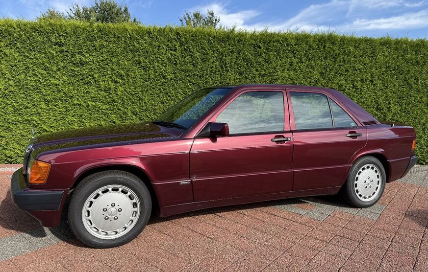 Mercedes-Benz 190 122.425 km 15.900 € Staufenberg 34355