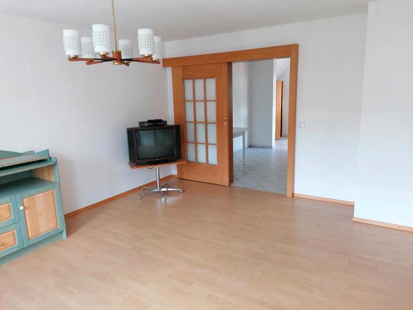 Haus mit Potenzial zu verkaufen, provisionsfrei !!!