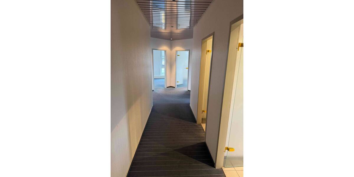 Gewerbeobjekt Göttingen Weststadt - 4 Zimmer, 120 m&sup2;, 800&euro; | Angebot:20953152