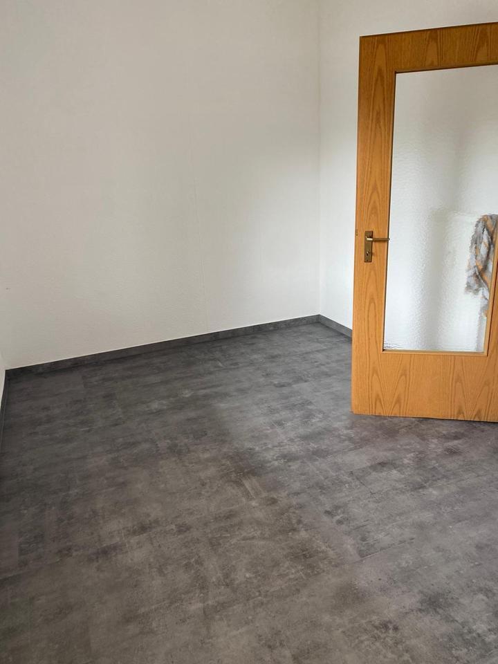 Großzügige 4-Zimmer Wohnung mit 2 Balkonen in ruhiger Lage