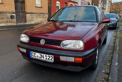 VW Golf 168.000 km 1.000 &euro; Hann. Münden 34346