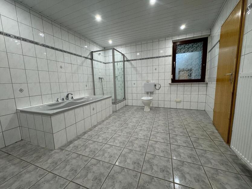 Vermiete Frisch Renoviertes Haus in Rhumspringe