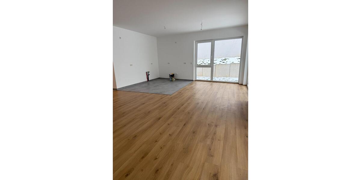 Erdgeschoßwohnung Nörten-Hardenberg Hardenberg - 3 Zimmer, 97 m&sup2;, 1.195&euro; | Angebot:25806381