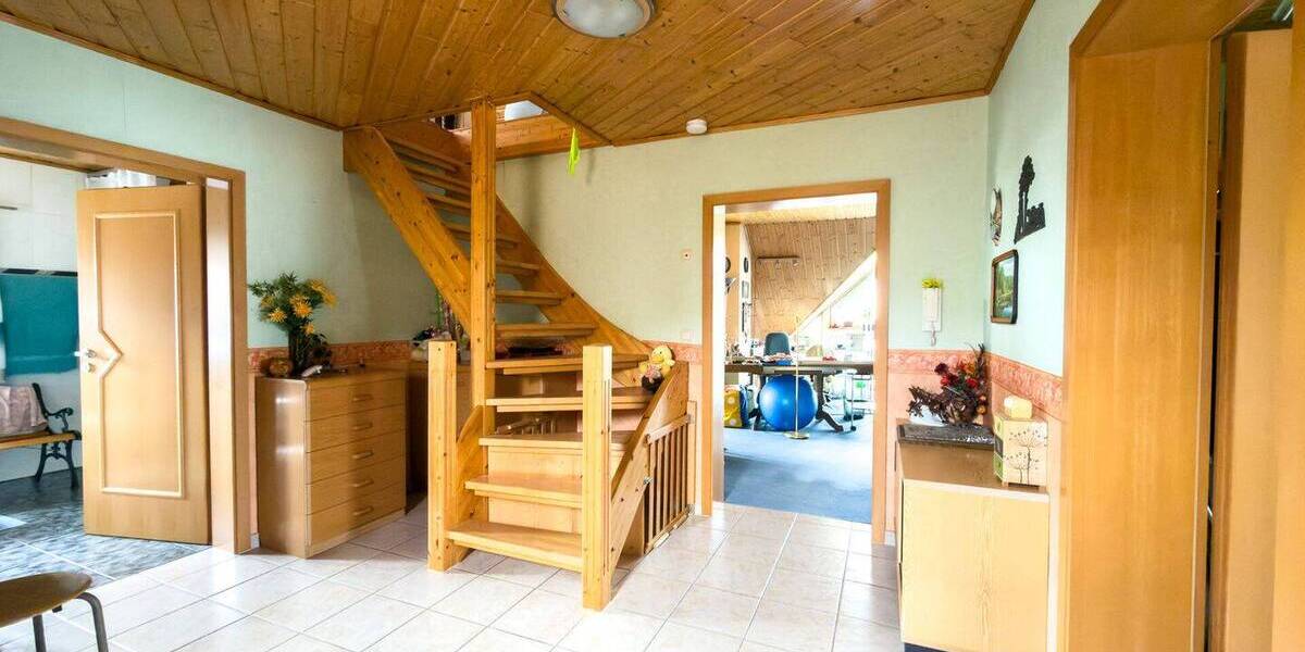 Einfamilienhaus Witzenhausen Dohrenbach - 6 Zimmer, 323 m&sup2;, 479.000&euro; | Angebot:26696910