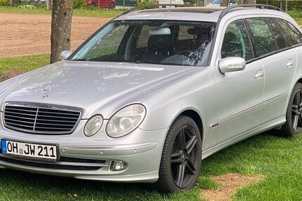 Mercedes-Benz E 280 336.260 km 4.000 &euro; Bredenbek 24326