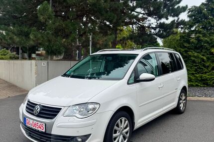 VW Touran 155.084 km 3.300 &euro; Göttingen 37075