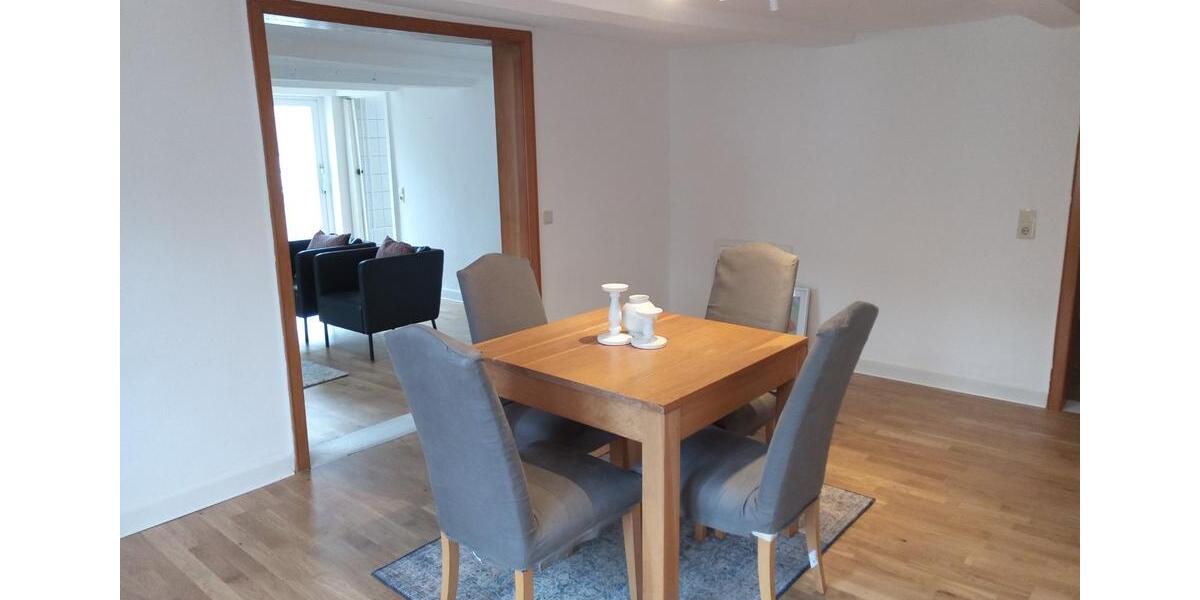 Etagenwohnung Uslar - 5 Zimmer, 125 m&sup2;, 550&euro; | Angebot:25637501