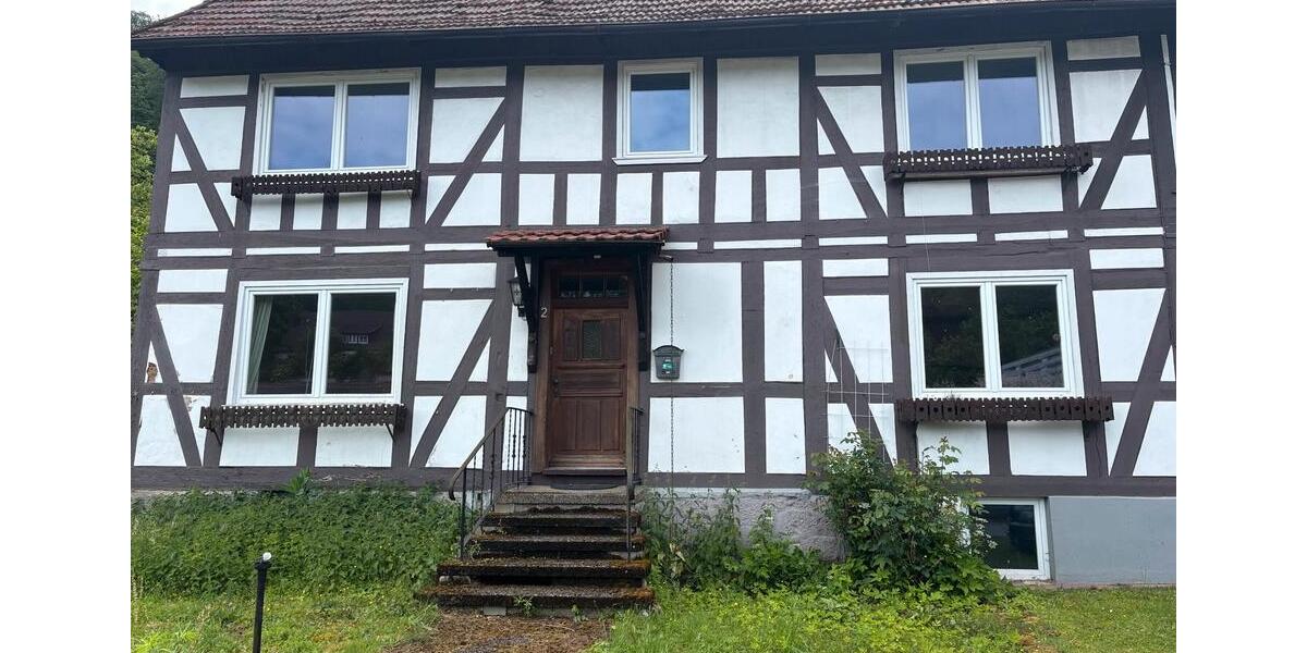 Einfamilienhaus Witzenhausen Blickershausen - 8 Zimmer, 180 m&sup2;, 150.000&euro; | Angebot:26824187