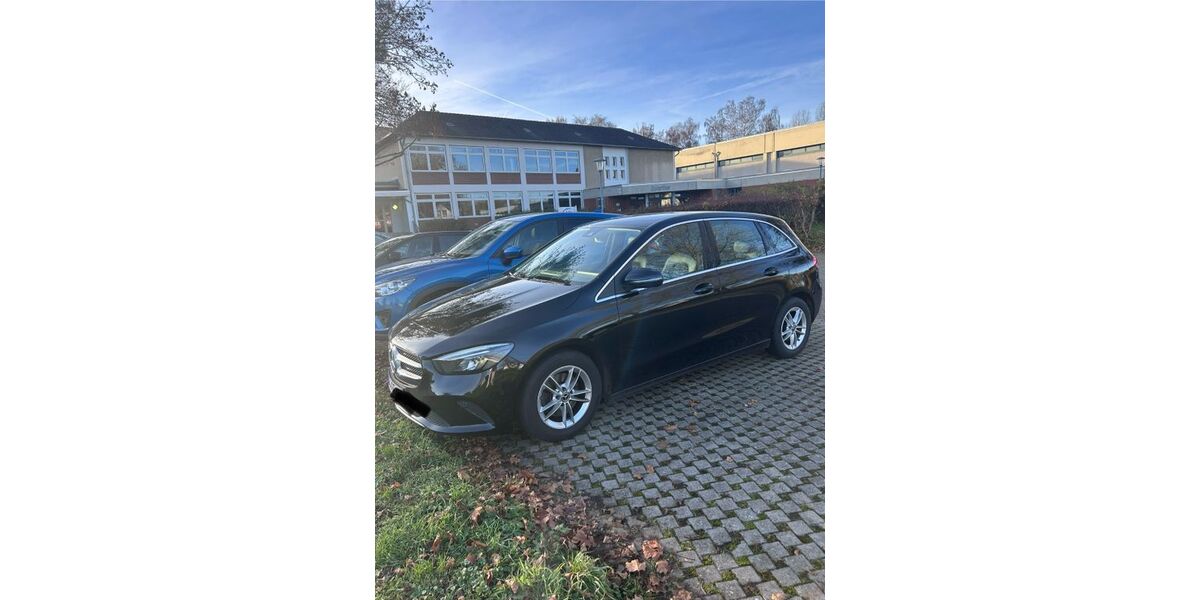 Mercedes-Benz B 200 92.300 km 20.800 € Göttingen 37073