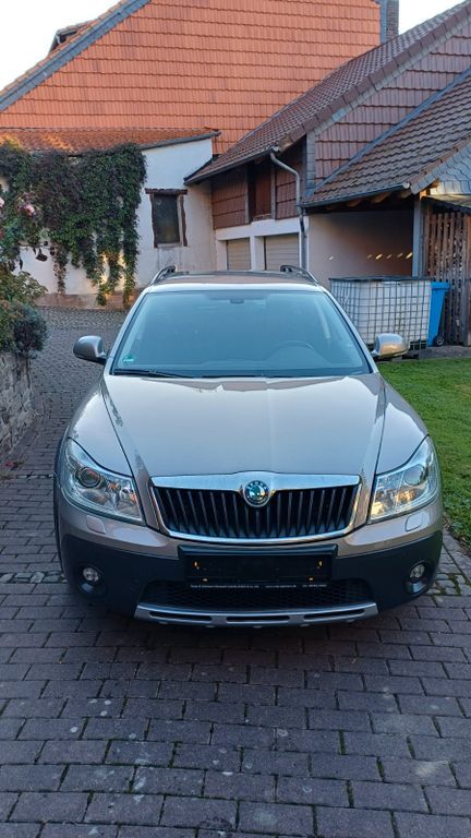 Skoda Octavia 196.400 km 11.000 € Osterode 37520