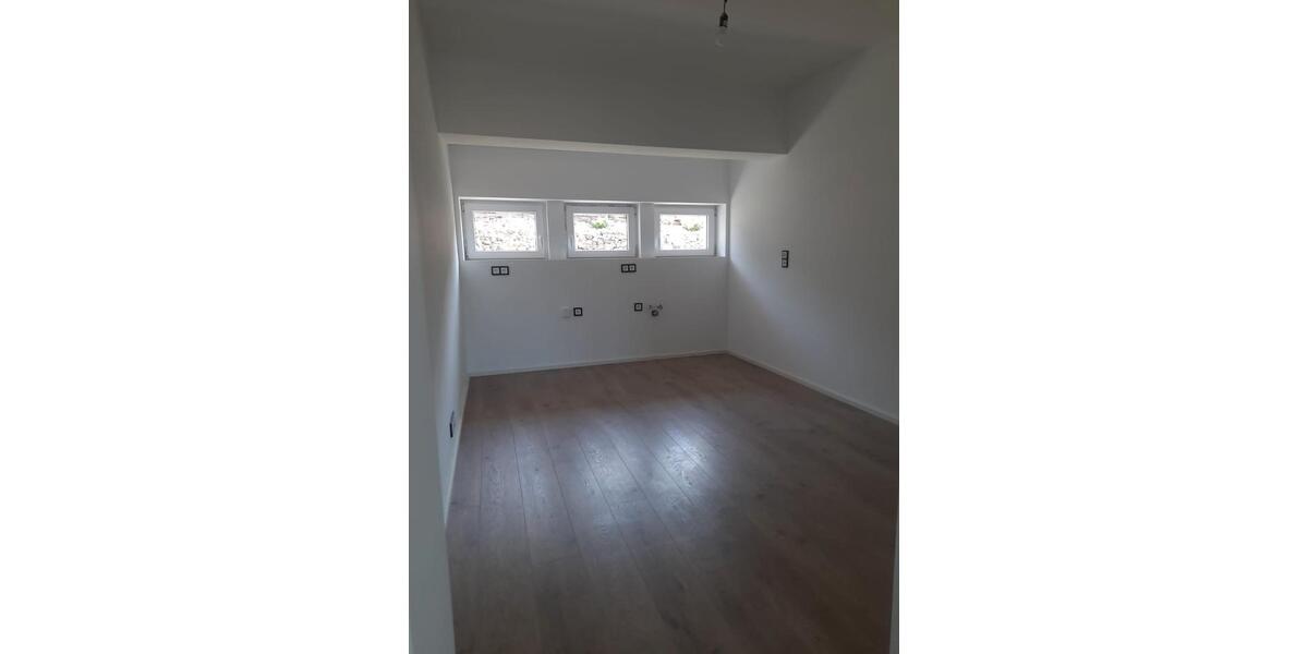 Etagenwohnung Witzenhausen Dohrenbach - 4 Zimmer, 75 m&sup2;, 780&euro; | Angebot:26603094