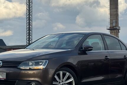 VW Jetta 163.482 km 6.999 € Breitenbach 37327