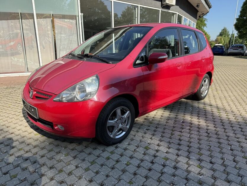 Honda Jazz 120.402 km 3.490 € Göttingen 37081
