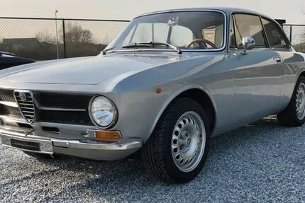 Alfa Romeo Junior 140.000 km 18.500 &euro; Göttingen 37085