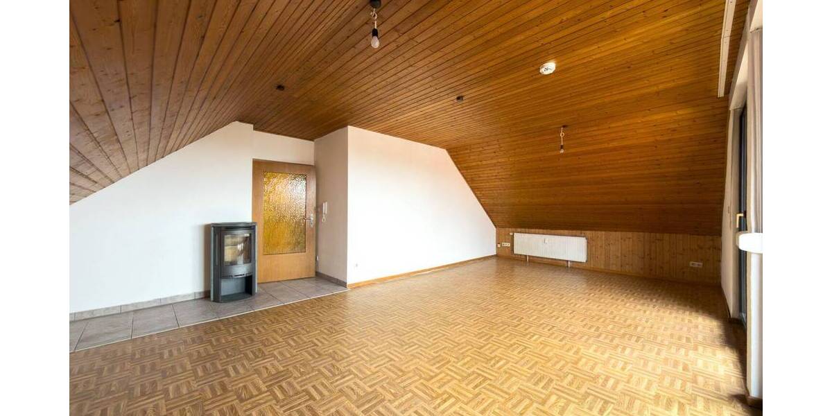 Etagenwohnung Hardegsen Asche - 4 Zimmer, 90 m&sup2;, 184.000&euro; | Angebot:26572986