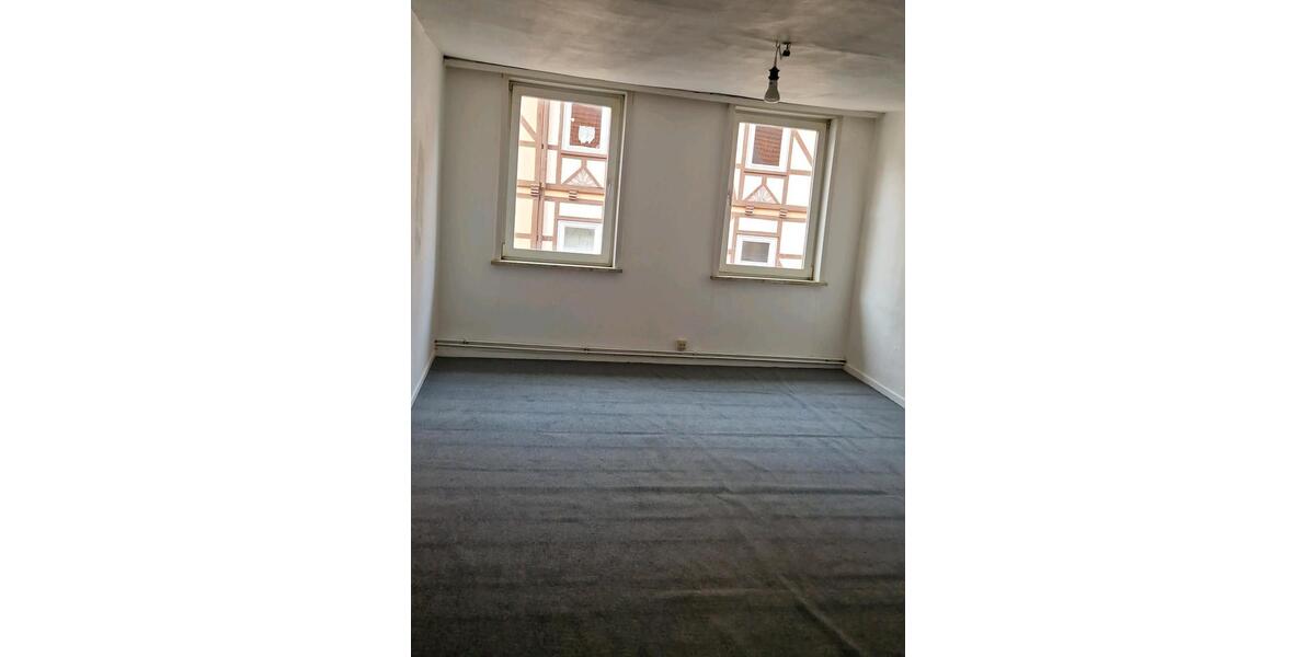 Etagenwohnung Hann. Münden - 7 Zimmer, 200 m&sup2;, 950&euro; | Angebot:26412515