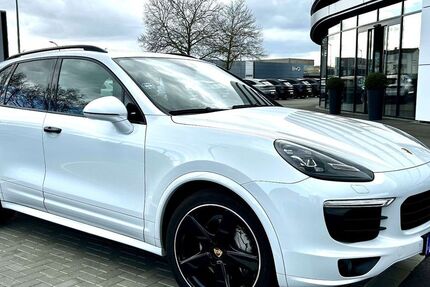 Porsche Cayenne 143.000 km 47.900 &euro; Göttingen 37085