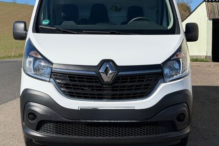 Renault Trafic 150.000 km 14.500 &euro; Marth 37318