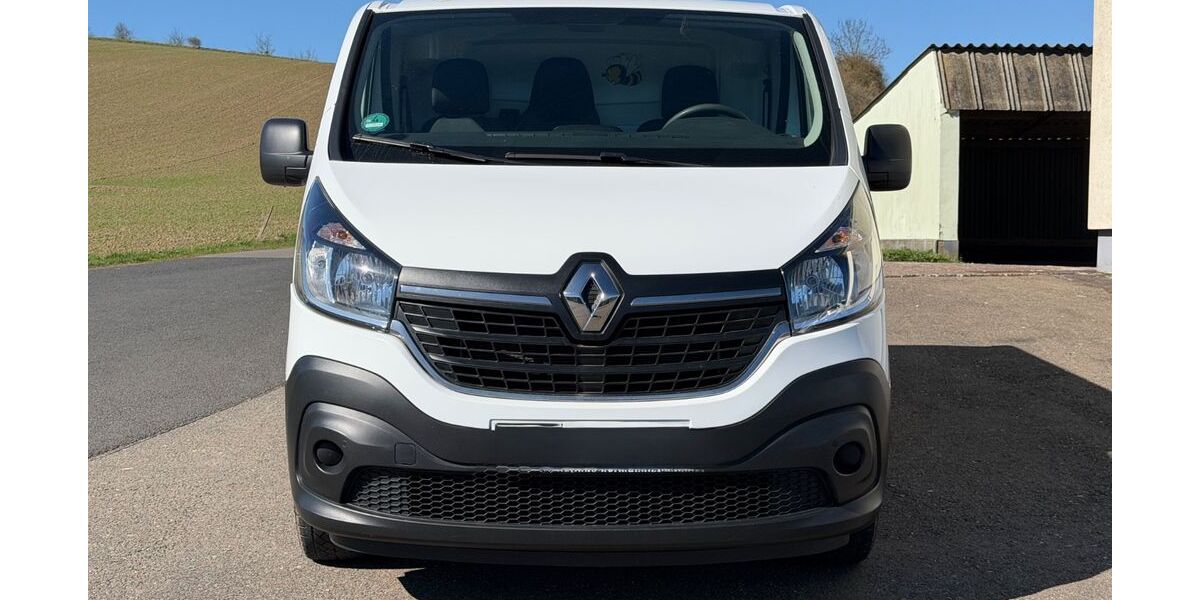Renault Trafic 150.000 km 14.500 &euro; Marth 37318