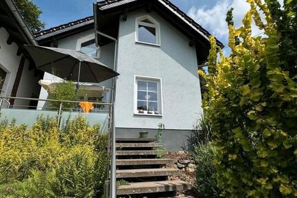 Haus Heilbad Heiligenstadt - 3 Zimmer, 89 m&sup2;, 1.100&euro; | Angebot:24889072