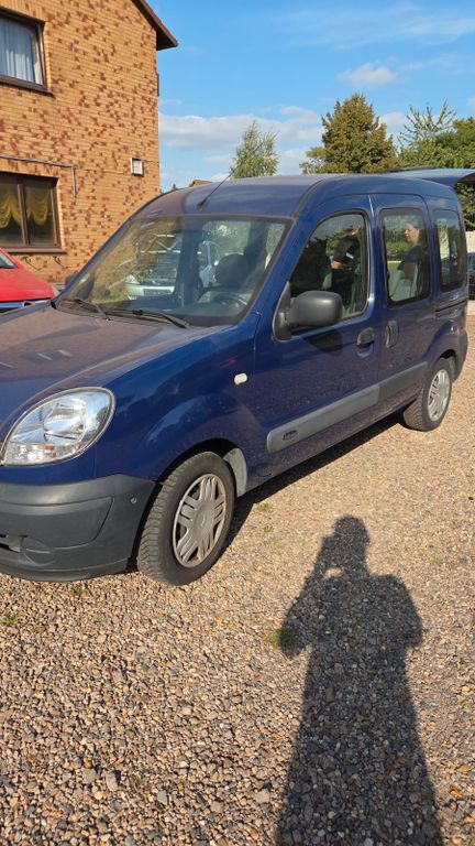 Renault Kangoo 130.000 km 3.350 € Uslar 37170