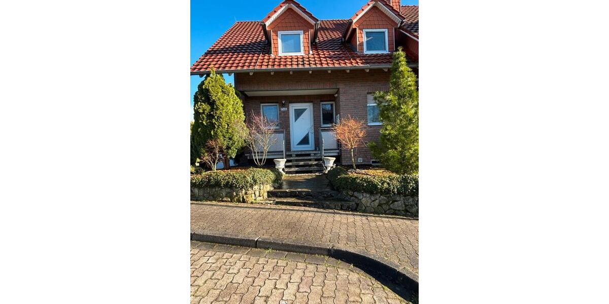 Doppelhaushälfte Adelebsen - 6 Zimmer, 160 m&sup2;, 395.000&euro; | Angebot:25655441