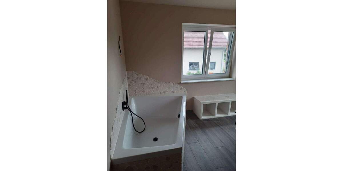 Einfamilienhaus Hilkerode Hilkerode - 8 Zimmer, 196 m&sup2;, 380.000&euro; | Angebot:25692894