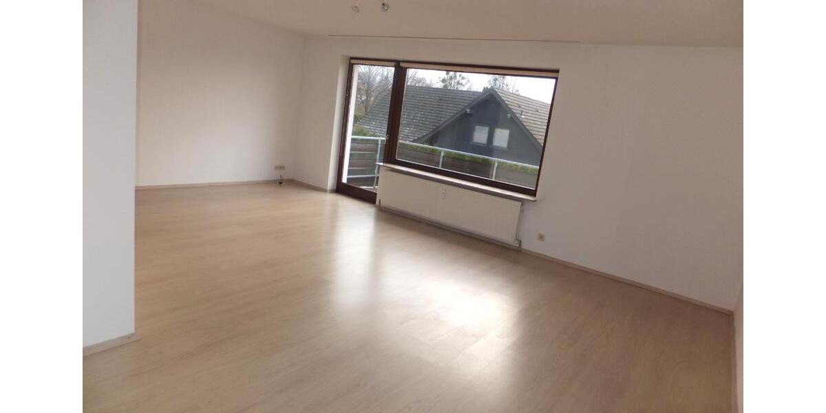 Etagenwohnung Duderstadt - 3 Zimmer, 94 m&sup2;, 695&euro; | Angebot:26429400