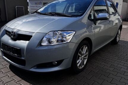 Toyota Auris 140.000 km 3.299 &euro; Nörten Hardenberg 37176