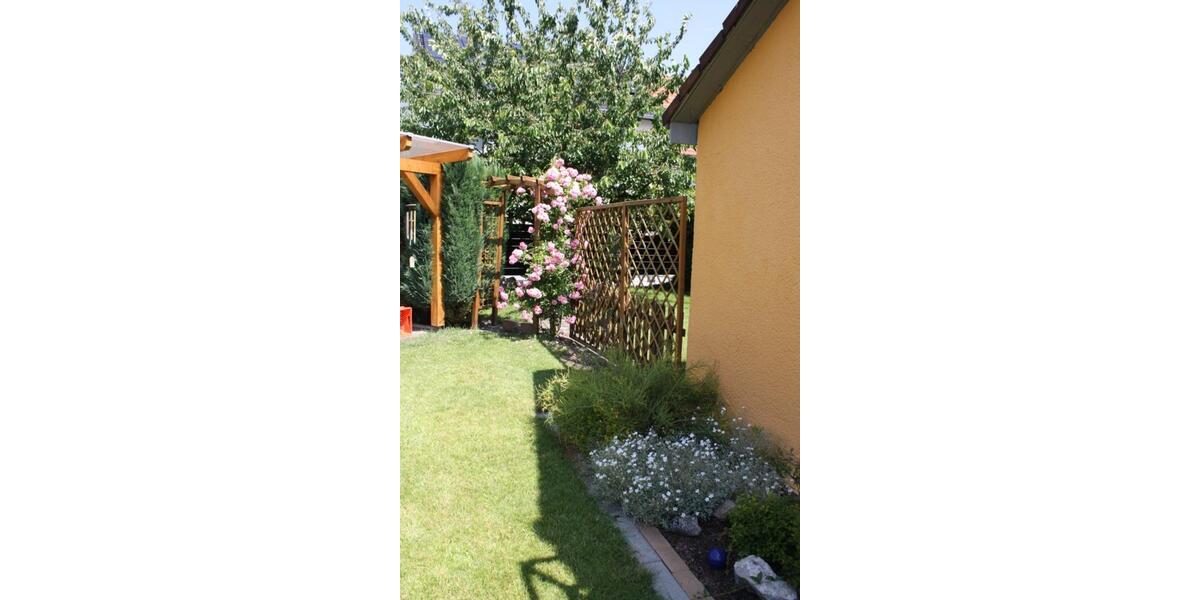 Mehrfamilienhaus, Wohnhaus Rosdorf - 15 Zimmer, 320 m&sup2;, 950.000&euro; | Angebot:24372616