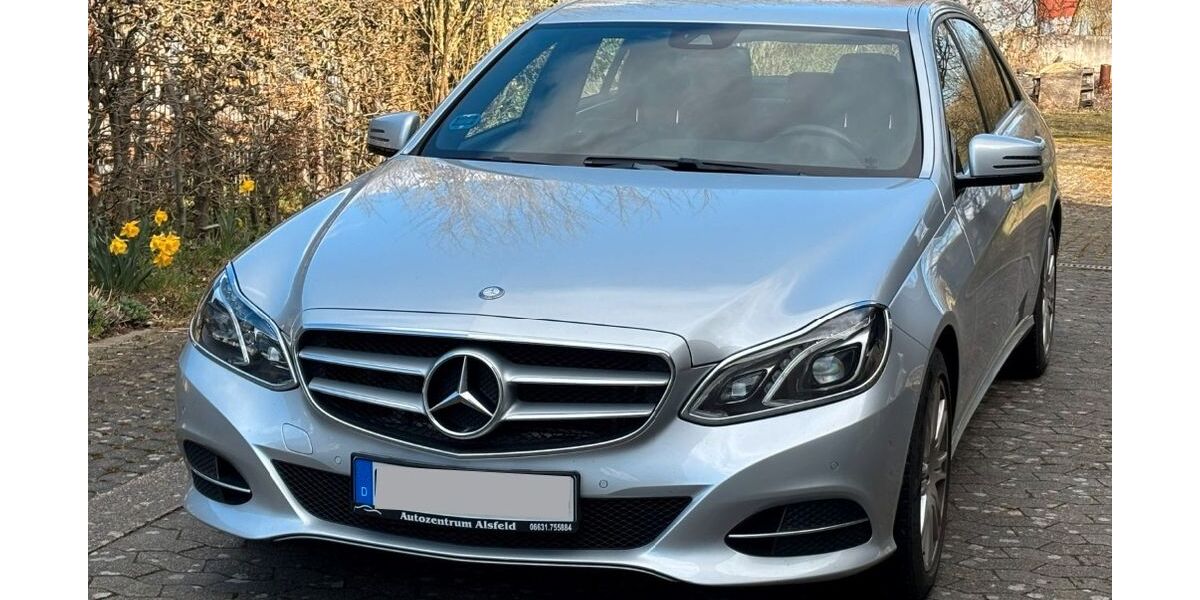 Mercedes-Benz E 220 110.000 km 19.600 &euro; Gieboldehausen 37434