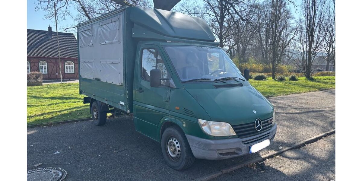 Mercedes-Benz Sprinter 242.000 km 4.699 &euro; Göttingen 37079
