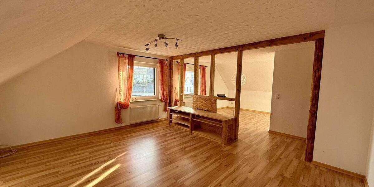 Mehrfamilienhaus, Wohnhaus Bilshausen - 6 Zimmer, 176 m&sup2;, 299.000&euro; | Angebot:25676626