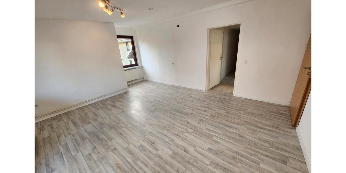 Etagenwohnung Göttingen Oststadt - 5 Zimmer, 107 m&sup2;, 1.250&euro; | Angebot:26492063